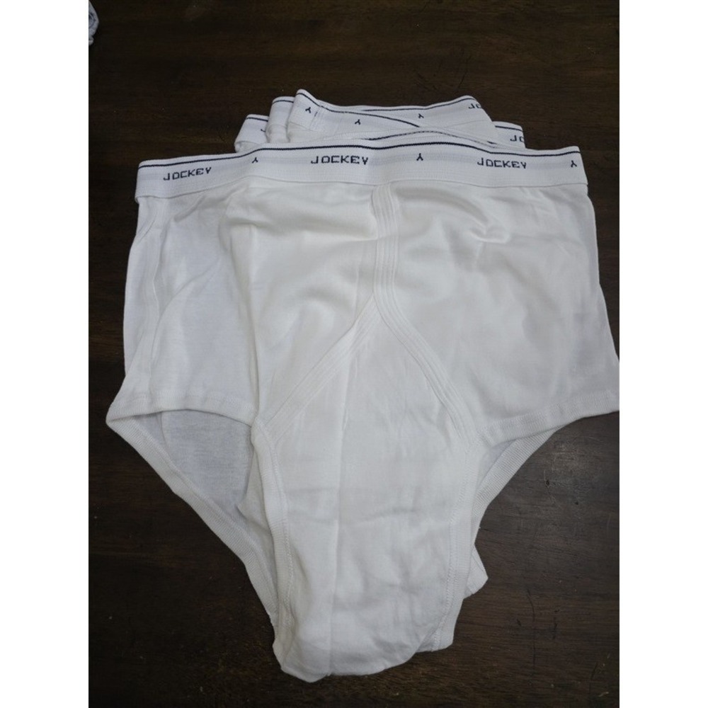 NWOT Jockey 38 4 pr White Briefs Underwear 124911 - Picture 1 of 1